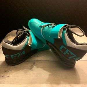 Lifting shoes. Barely worn